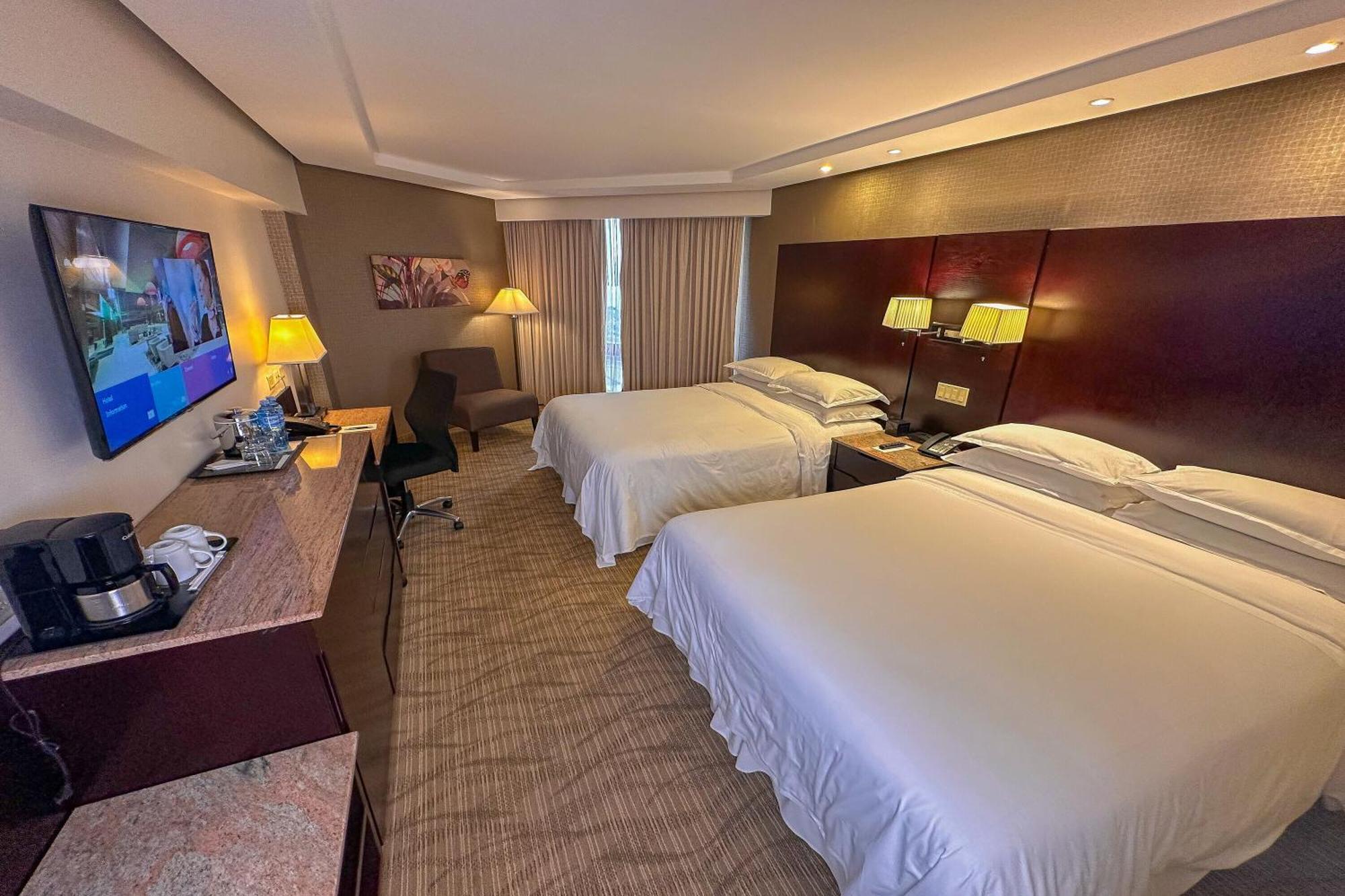 Sheraton Grand Panama Экстерьер фото A room at the Sheraton São Paulo.